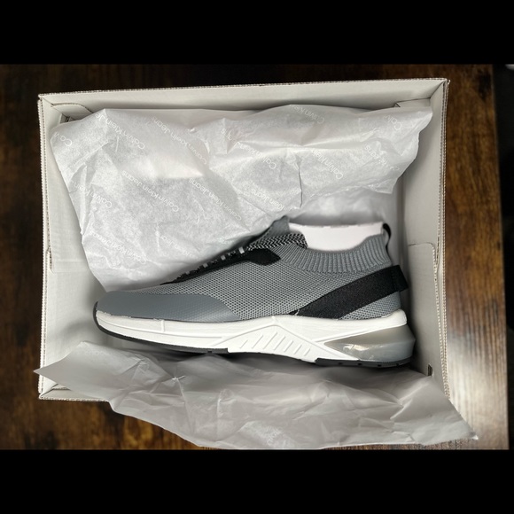 Calvin Klein Womens Sierra Knit Sneaker Shoes Gray Black Low Top Lace Up size 7 - Picture 4 of 10